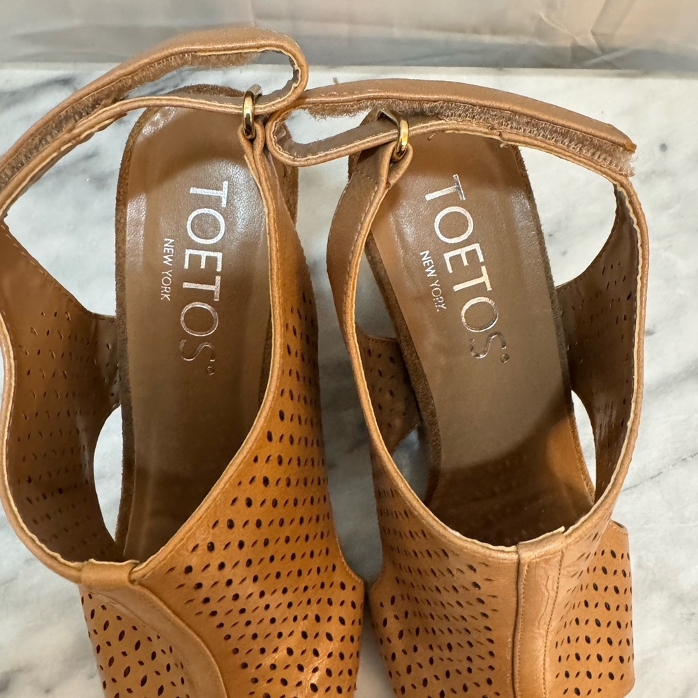 TOETOS Women's Solsoft Mid Heel Platform Wedges Sandals, Leather Brown size 8 - Picture 10 of 11